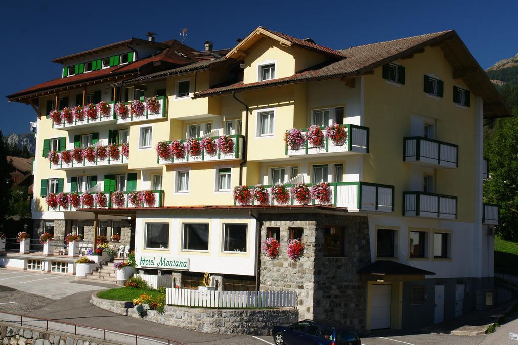 Hotel Montana Pozza di Fassa Kültér fotó