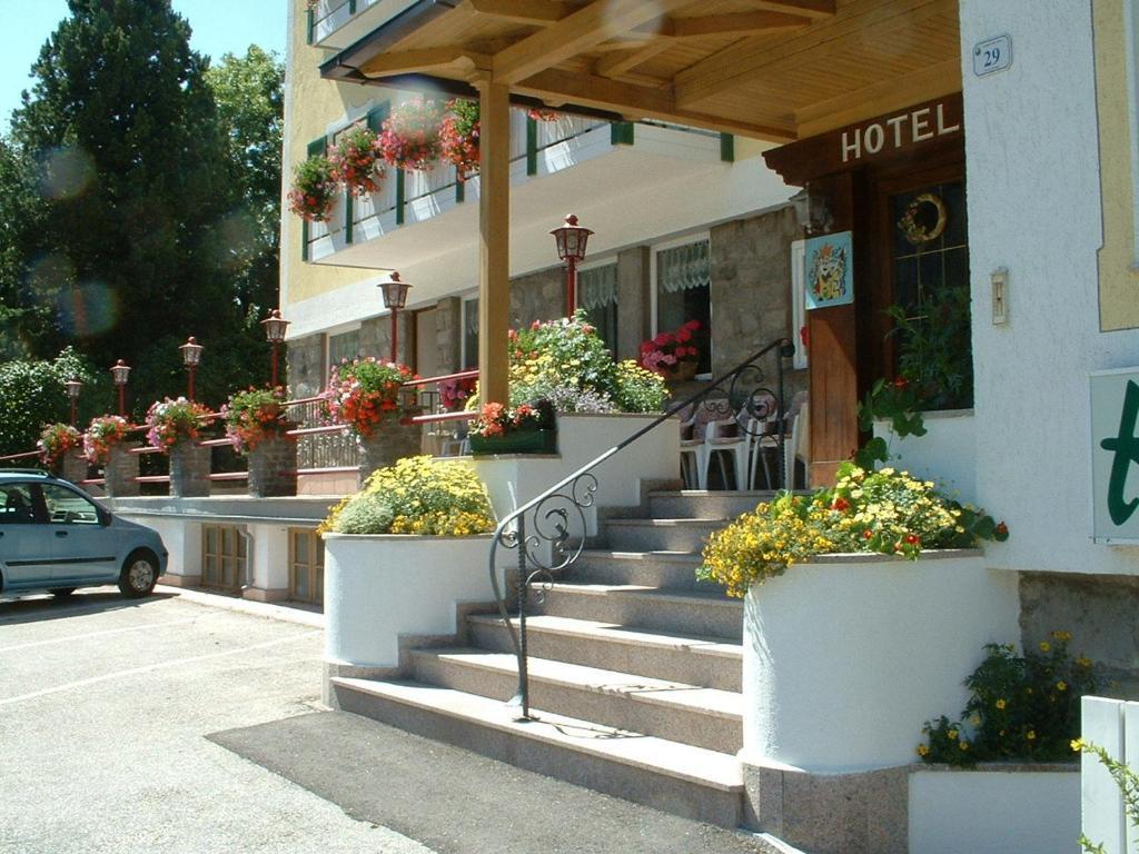 Hotel Montana Pozza di Fassa Kültér fotó